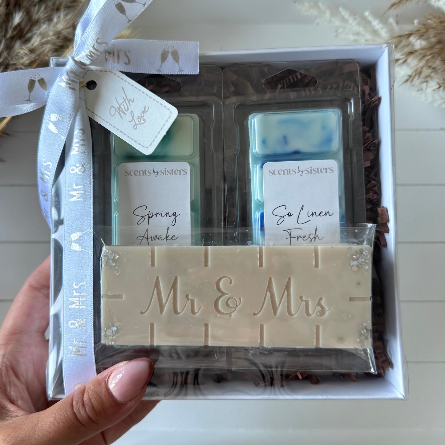 Mr and Mrs Gift Set
